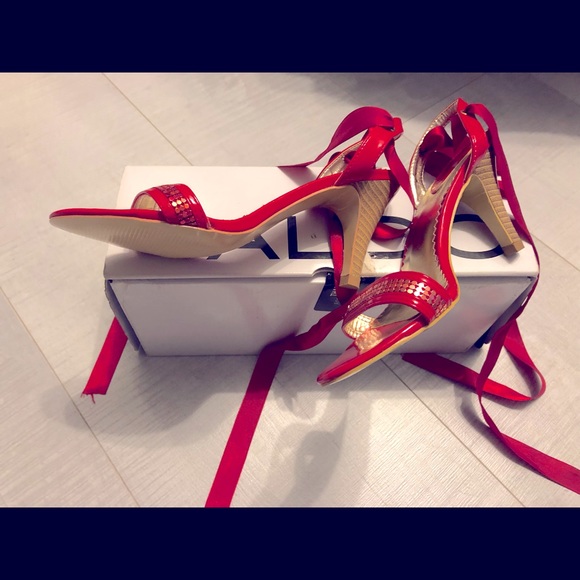 Red Heels ๐ ๐ with Satin Ribbon to tie as Bow - NEW - Picture 7 of 9